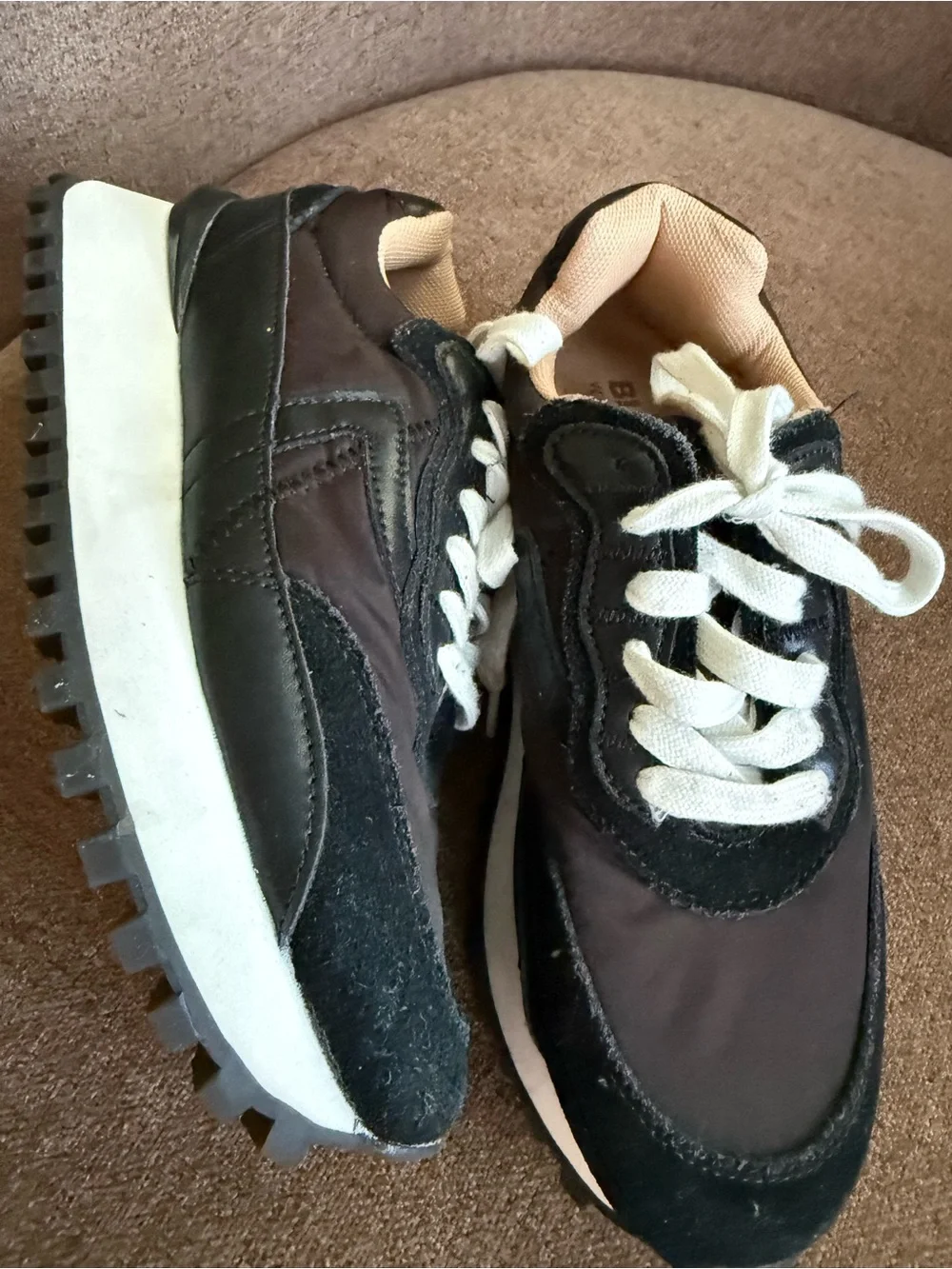 Blondo Black and Cream Lace-Up Men's Sneakers